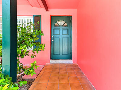 713 NE 17th Terrace, Fort Lauderdale, FL 33304