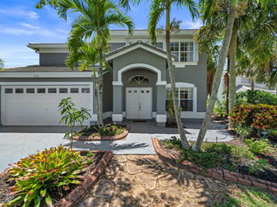 1527 S Club Drive