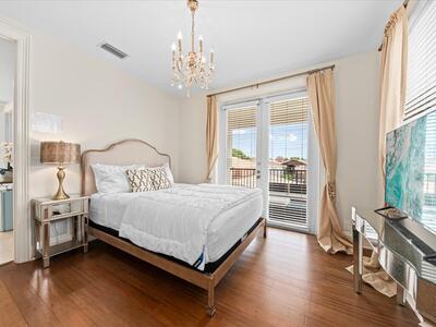 3030 NE 45th Street, Fort Lauderdale, FL 33308