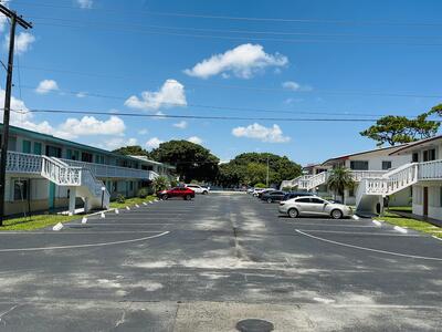 2102 Lake Osborne Drive, Lake Worth Beach, FL 33461