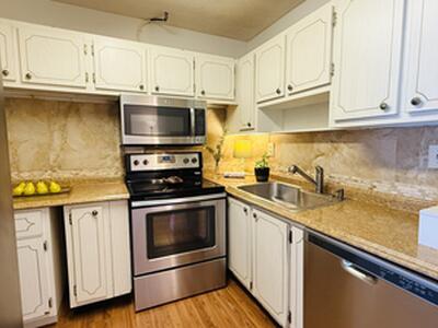 2102 Lake Osborne Drive, Lake Worth Beach, FL 33461