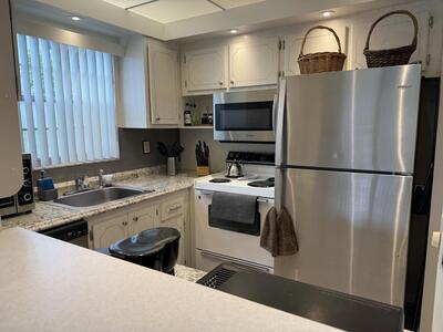 30 Oakridge C, Deerfield Beach, FL 33442