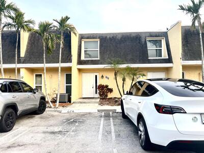 606 SW 1st Street