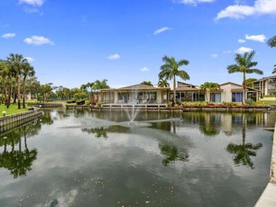 11811 Ave Of The Pga