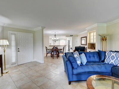 7242 Clunie Place