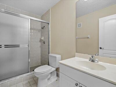 41 Uno Lago Drive, Juno Beach, FL 33408