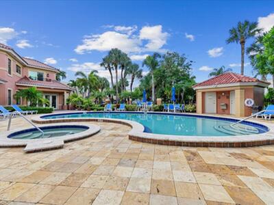 41 Uno Lago Drive, Juno Beach, FL 33408