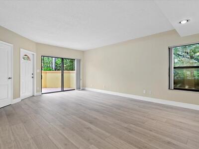 41 Uno Lago Drive, Juno Beach, FL 33408