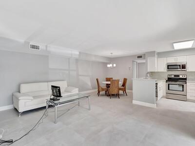 14895 Builtmore Way, Delray Beach, FL 33446