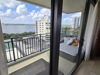 5460 N Ocean Drive, Riviera Beach, FL 33404