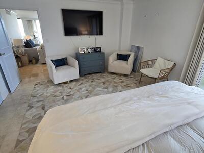 5460 N Ocean Drive, Riviera Beach, FL 33404