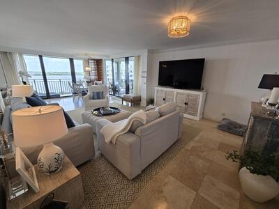 5460 N Ocean Drive, Riviera Beach, FL 33404