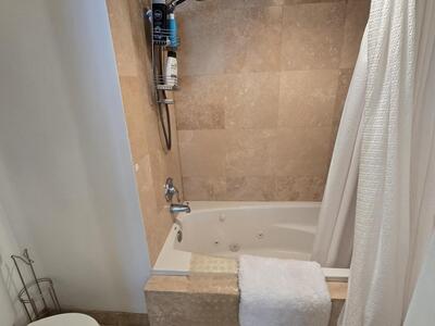 5460 N Ocean Drive, Riviera Beach, FL 33404