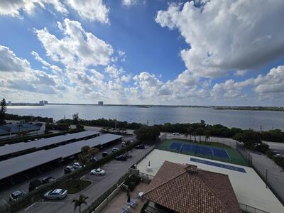 5460 N Ocean Drive, Riviera Beach, FL 33404