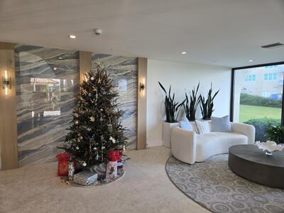 5460 N Ocean Drive, Riviera Beach, FL 33404