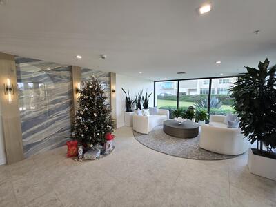 5460 N Ocean Drive, Riviera Beach, FL 33404