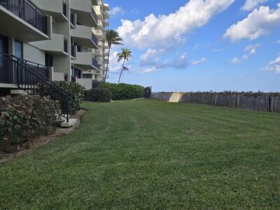 5460 N Ocean Drive, Riviera Beach, FL 33404