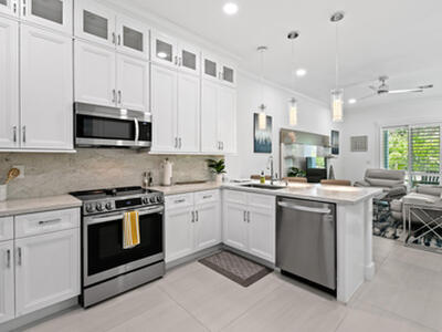 4650 SE Manatee Way, Stuart, FL 34997