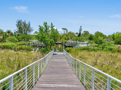 4650 SE Manatee Way, Stuart, FL 34997