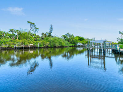 4650 SE Manatee Way, Stuart, FL 34997