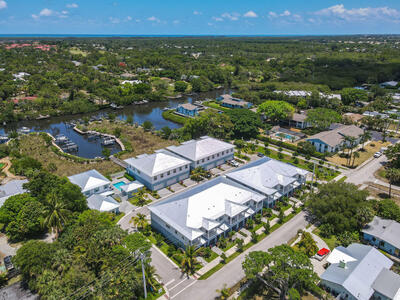 4650 SE Manatee Way, Stuart, FL 34997