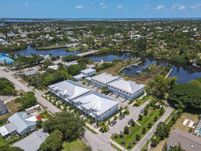 4650 SE Manatee Way, Stuart, FL 34997