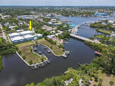 4650 SE Manatee Way, Stuart, FL 34997