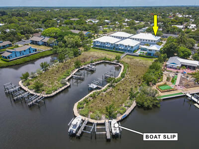 4650 SE Manatee Way, Stuart, FL 34997