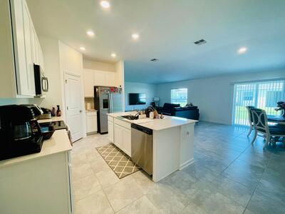 639 Daring Drive, Davenport, FL 33837