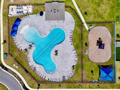 639 Daring Drive, Davenport, FL 33837