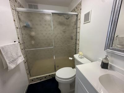 5220 Las Verdes Circle, Delray Beach, FL 33484