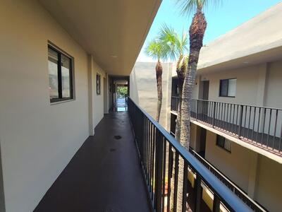 5220 Las Verdes Circle, Delray Beach, FL 33484