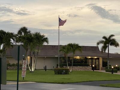 5220 Las Verdes Circle, Delray Beach, FL 33484