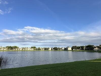 5220 Las Verdes Circle, Delray Beach, FL 33484