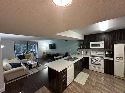 5220 Las Verdes Circle, Delray Beach, FL 33484