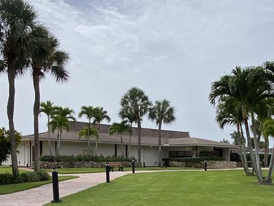 5220 Las Verdes Circle, Delray Beach, FL 33484