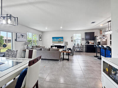 1767 SW Bellevue Avenue, Saint Lucie West, FL 34953