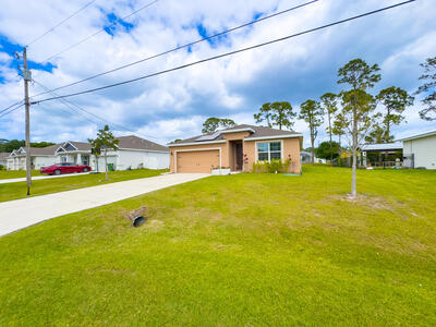 1767 SW Bellevue Avenue, Saint Lucie West, FL 34953
