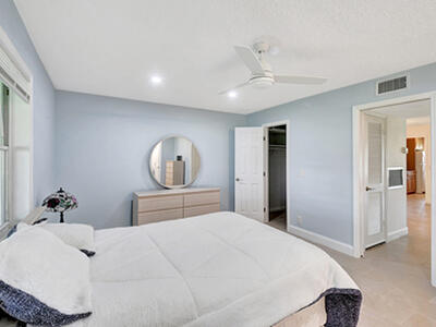 735 N Highpoint Boulevard N, Delray Beach, FL 33445