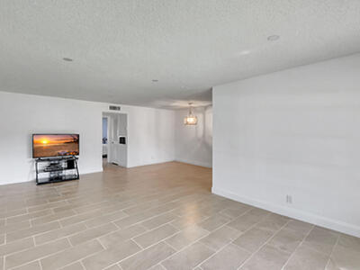 735 N Highpoint Boulevard N, Delray Beach, FL 33445