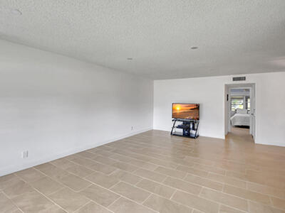 735 N Highpoint Boulevard N, Delray Beach, FL 33445