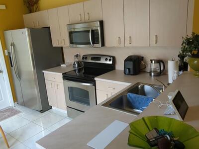 1481 SW 105th Avenue, Pembroke Pines, FL 33025