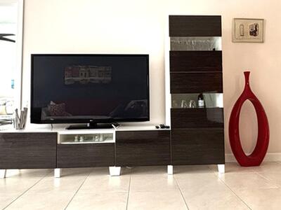 605 Oaks Drive, Pompano Beach, FL 33069