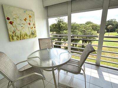 605 Oaks Drive, Pompano Beach, FL 33069