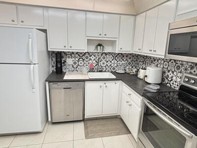 605 Oaks Drive, Pompano Beach, FL 33069