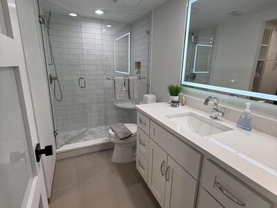 Singer Island, FL 33404