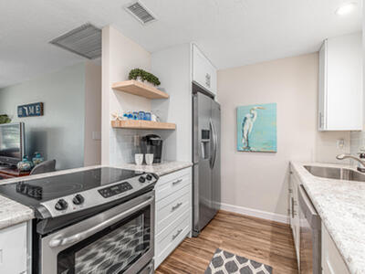 9026 SE Bobwhite Street, Hobe Sound, FL 33455