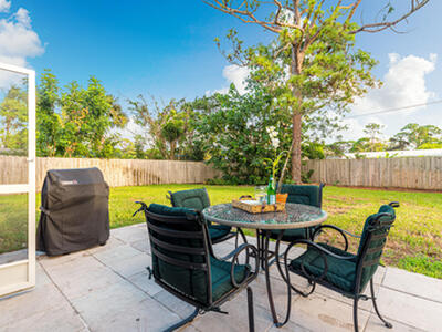 9026 SE Bobwhite Street, Hobe Sound, FL 33455