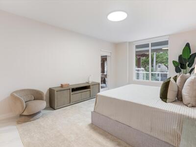 220 SE Mizner Boulevard, Boca Raton, FL 33432