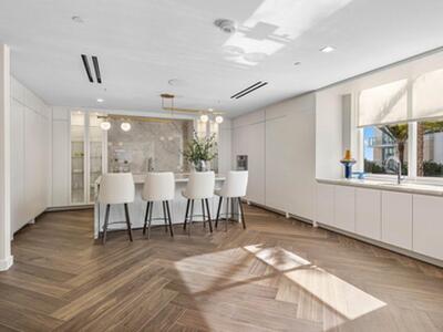 220 SE Mizner Boulevard, Boca Raton, FL 33432